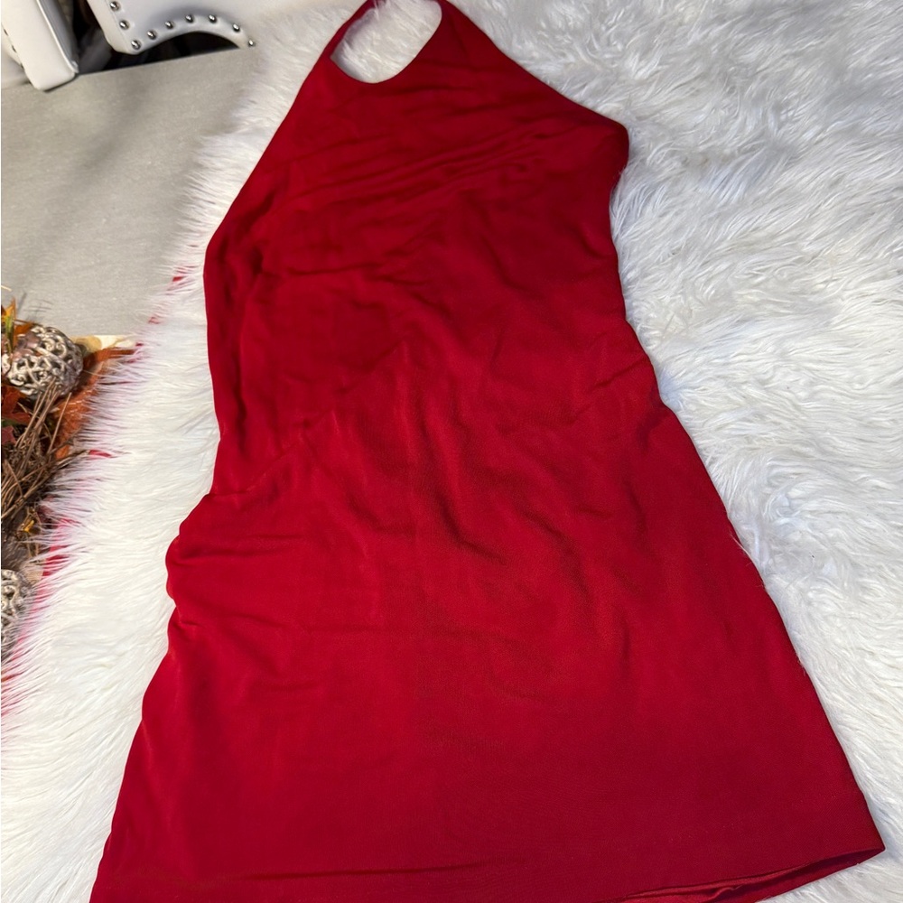 Andrea Polizi Chic Backless Red Dress